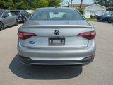 Used 2023 Volkswagen Jetta SE w/ Panoramic Sunroof Package image 4