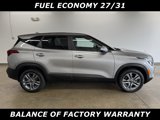 Certified 2023 Kia Seltos LX image 2