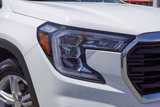 Used 2022 GMC Terrain SLE w/ Driver Convenience Package image 3