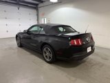 Used 2010 Ford Mustang Convertible image 4