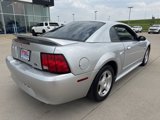 Used 2004 Ford Mustang Coupe image 3