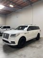 Used 2019 Lincoln Navigator Reserve image 4