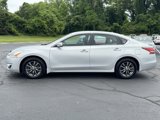 Used 2015 Nissan Altima 2.5 S w/ Sport Value Package image 3