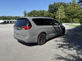 Used 2020 Chrysler Pacifica Limited w/ S Appearance Package image 5