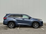 Used 2017 Toyota Highlander XLE image 6