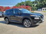 Used 2023 Nissan Rogue SV image 2