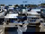 Used 2013 Jeep Grand Cherokee Laredo image 2