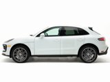 Used 2024 Porsche Macan image 2