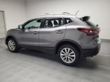 Used 2020 Nissan Rogue Sport SV image 3