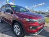 Used 2022 Jeep Compass Latitude image 2