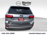 Used 2018 Jeep Grand Cherokee Altitude image 3