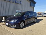 Used 2019 Chrysler Pacifica Touring Plus image 2