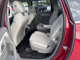 Used 2014 Chevrolet Traverse LT image 3