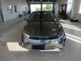 Used 2023 Kia Forte LXS image 3