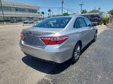 Used 2017 Toyota Camry SE image 5