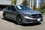 Used 2023 Volkswagen Jetta Sport image 2