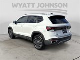 New 2025 Volkswagen Taos SE image 3