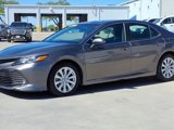 Used 2018 Toyota Camry LE image 3
