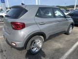 Used 2022 Hyundai Venue SE image 3