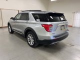 Used 2020 Ford Explorer XLT w/ Equipment Group 202A image 6