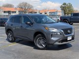 Used 2023 Nissan Rogue S image 2
