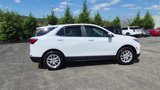 Used 2023 Chevrolet Equinox LT image 2