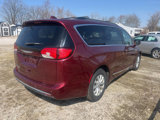 Used 2017 Chrysler Pacifica Touring-L image 4