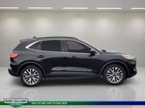 Used 2022 Ford Escape Titanium image 2