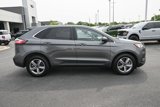 Used 2022 Ford Edge SEL w/ Convenience Package image 4