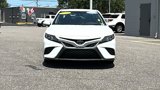 Used 2020 Toyota Camry image 2