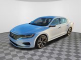 Used 2022 Volkswagen Passat 2.0T SE image 2