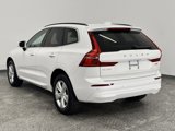 Used 2022 Volvo XC60 B5 Momentum image 5