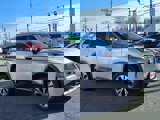 Used 2022 Nissan Rogue SV image 3