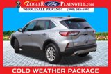 Used 2022 Ford Escape SE w/ Cold Weather Package image 3