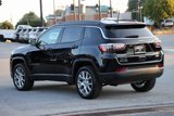 Used 2022 Jeep Compass Latitude image 3