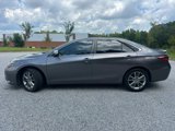 Used 2015 Toyota Camry SE image 2
