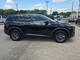 Used 2023 Nissan Rogue S image 2