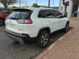 Used 2022 Jeep Cherokee Limited image 3
