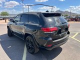 Used 2017 Jeep Grand Cherokee Altitude image 3