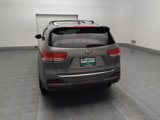 Used 2016 Kia Sorento LX w/ LX Convenience Package image 6