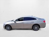 Used 2018 Chevrolet Malibu LT image 2