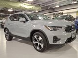 Certified 2025 Volvo XC40 B5 Plus image 3