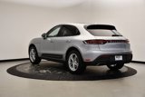 Certified 2024 Porsche Macan image 3