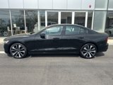 Certified 2022 Volvo S60 B5 Momentum w/ Climate Package image 2