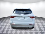 Used 2022 Buick Enclave Essence image 3