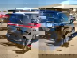 New 2025 Chrysler Pacifica Select image 4