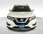 Used 2019 Nissan Rogue SV image 2