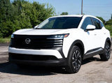 Used 2025 Nissan Kicks SV image 2