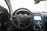 Used 2017 Ford Explorer Platinum image 4
