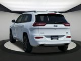 Used 2018 Jeep Cherokee Overland image 5